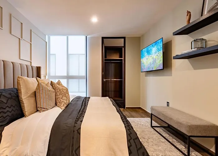 Friends & Family 2-unit Combo, Rooftop Views Apartamento