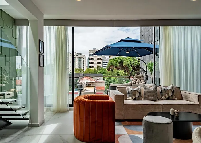 Apartamento Friends & Family 2-unit Combo, Rooftop Views
