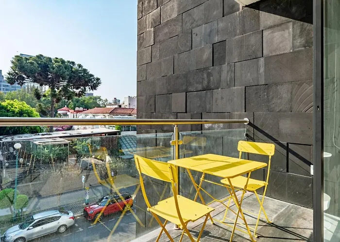 Friends & Family 2-unit Combo, Rooftop Views Apartamento
