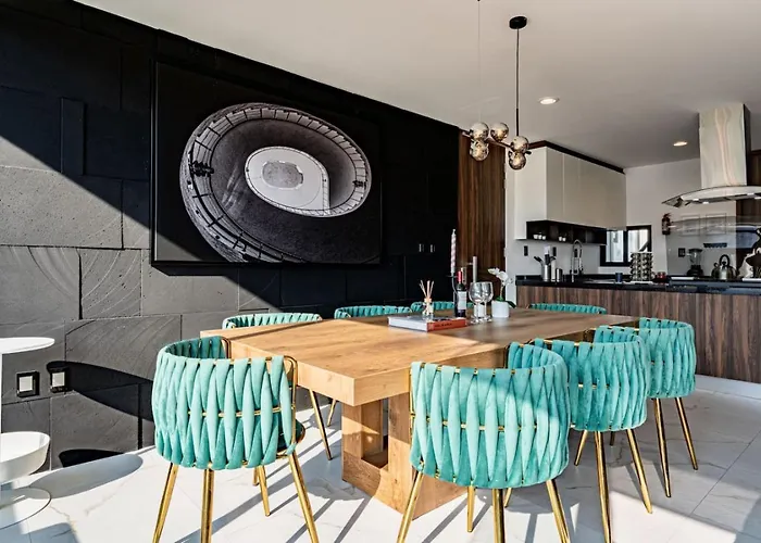 Apartamento Friends & Family 2-unit Combo, Rooftop Views *